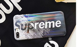 supreme iPhoneXsケース 芸能人愛用