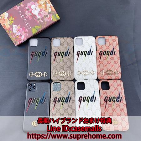 Gucci 3D刺繍GG金具ロゴ柄スマホケース