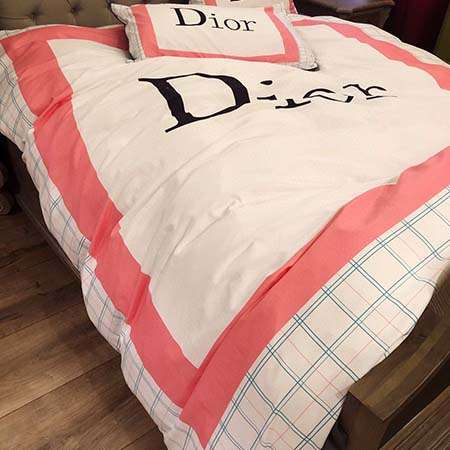 ディオール Dior 寝具四点セット 寝用品 高級品 ダブル ピンク 布団 ベッドシーツ ピローカバー 可愛い レース コットンサテン 糸 お洒落 精密刺繍 プリンセス風 ツルツル ふわふわ 快適 ブランド おしゃれ LINEで簡単にご注文可