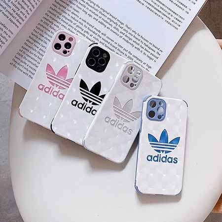 iPhone 12promaxカバーAdidasクローバー柄