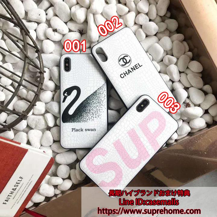 chanel iphone11pro case