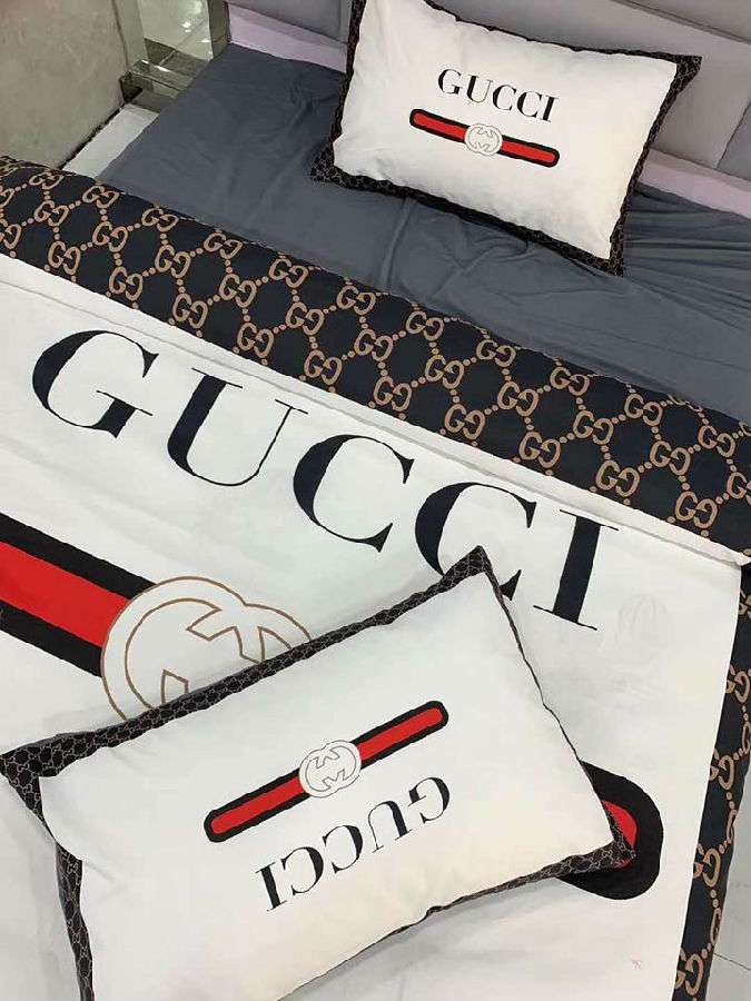 グッチ 掛け布団カバー Gucci 寝具カバー ブランド布団カバー ４点セット コントラストカラー ダブルサイズ 掛けカバー メンズ レディース 枕カバー 華やか