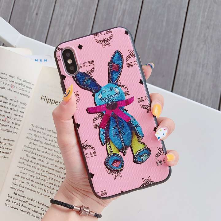 mcm iPhone12pro ウサギ柄 ケース