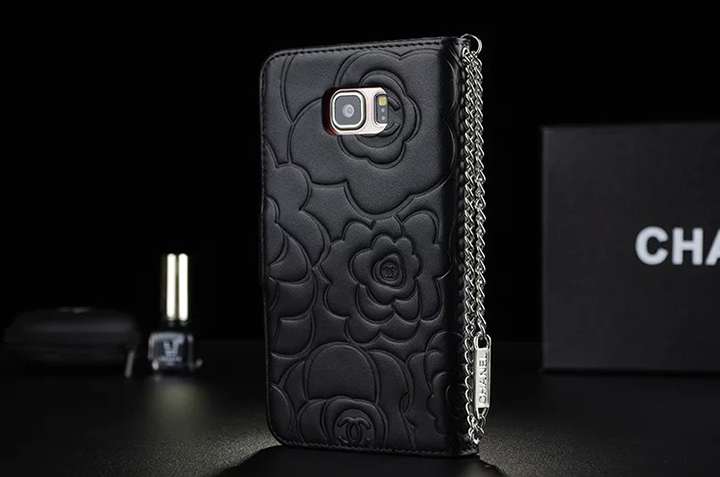 chanel iphone12pro case