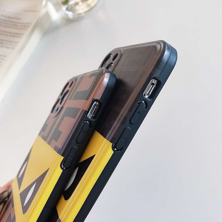 フェンディiphone12pro max携帯ケース