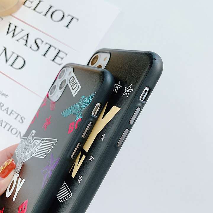 BOY LONDON ブランド柄iphone12ケース 