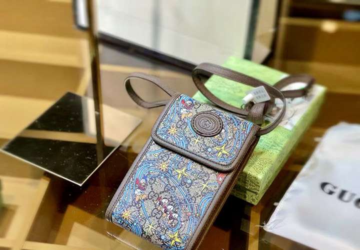 Gucci iphone12mini/12proケース