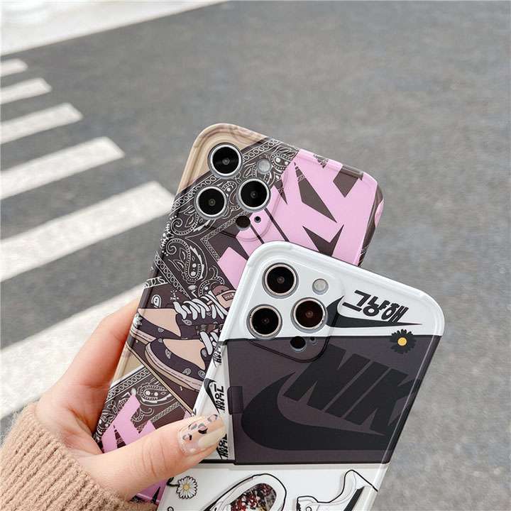 g-dragon iPhone 12/12promaxブランド風ケース