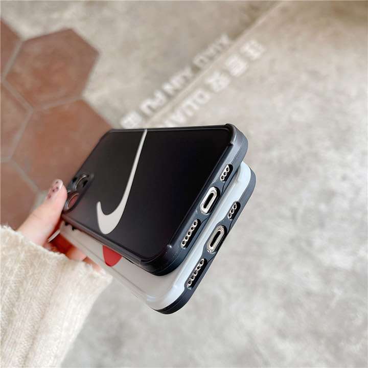 nike iPhone 12Proブリティッシュスタイル保護ケース