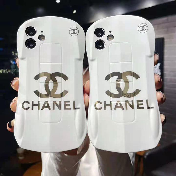 ロゴ付き chanel ケース アイフォーン11 pro