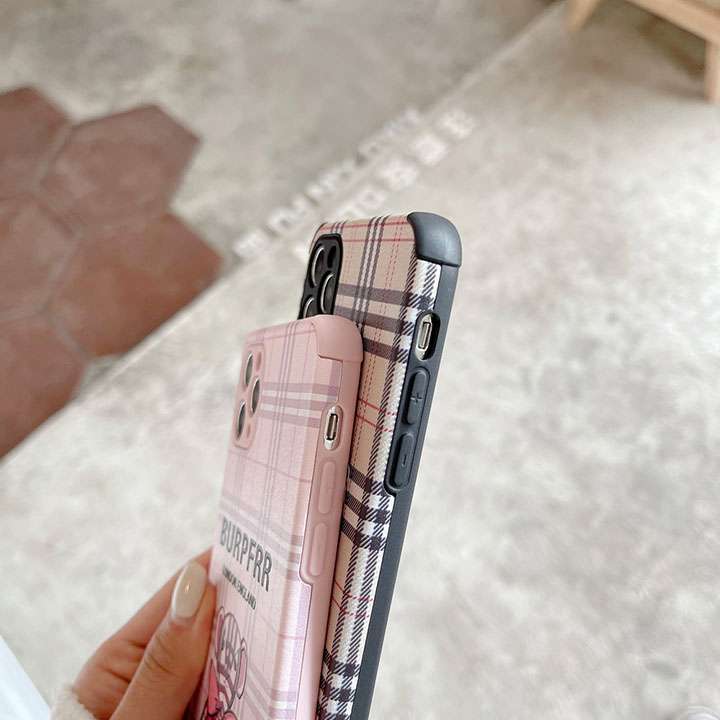 Burberry アイフォーンxスマホケース