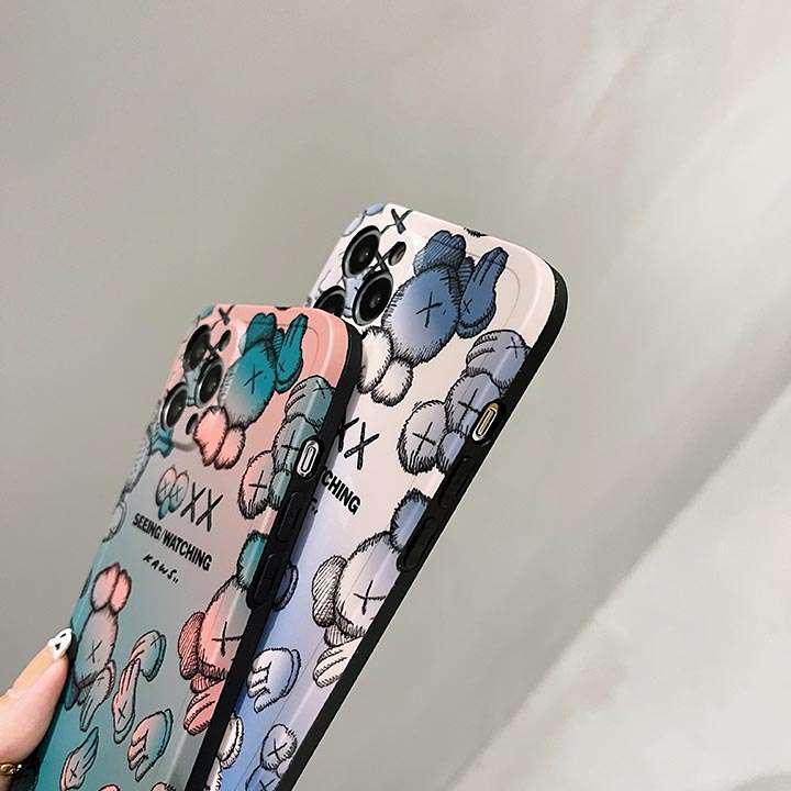 シンプル風アイフォーンxs max携帯ケースkaws