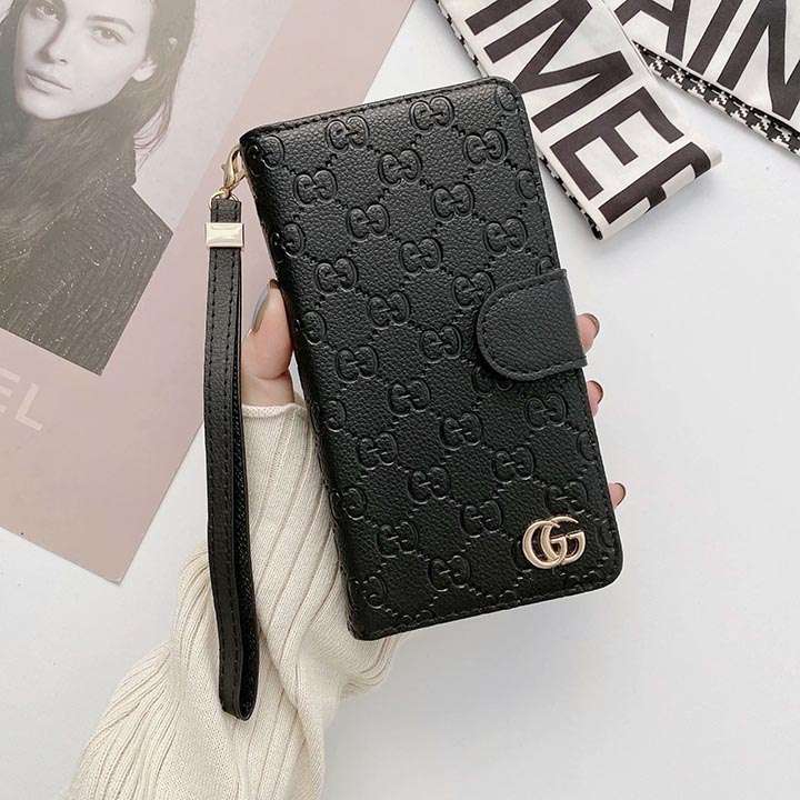 アイホン8plus Gucci ブランド柄 スマホケース