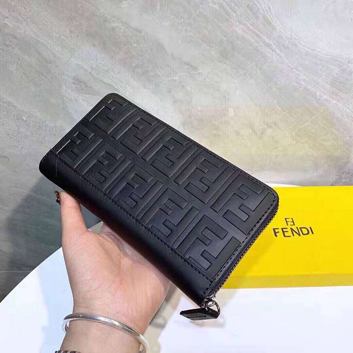 クラッチバッグ シンプル風fendi