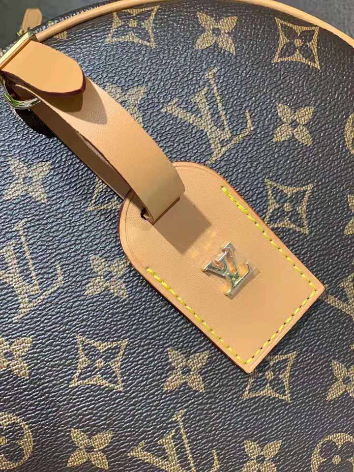 lv ショルダーバッグ ファスナー式