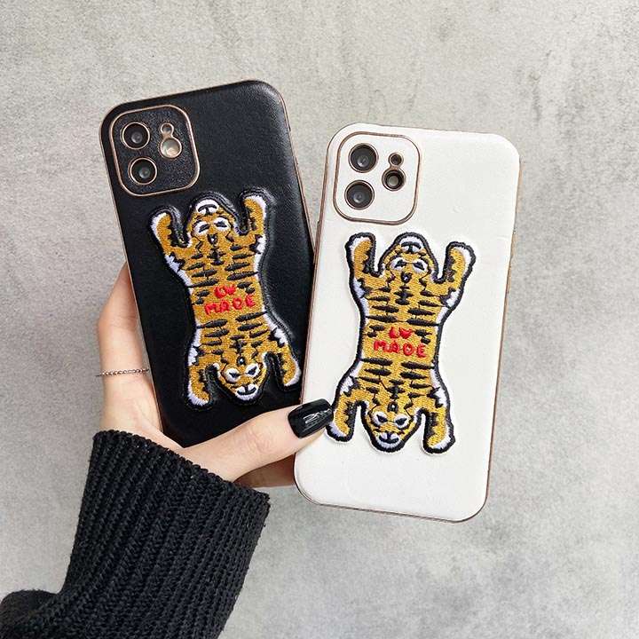 iPhone 12プロマックス 刺繍 vuitton 保護ケース