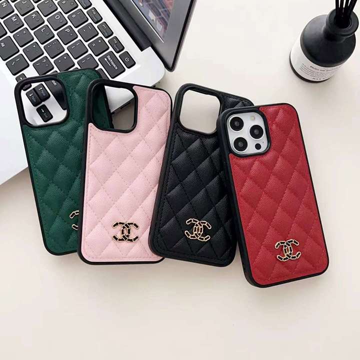 男女向けchanel iphone15カバー