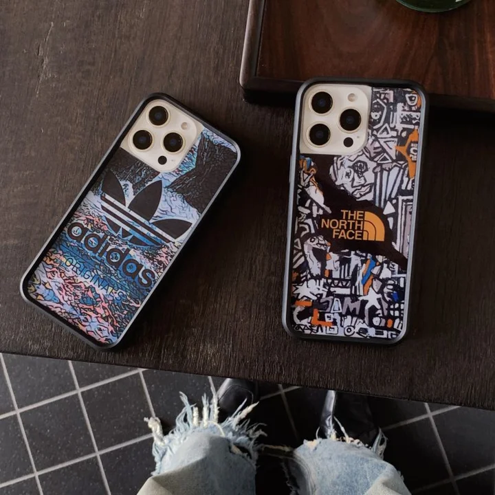 the north face iPhone 13 pro max/13proカバーアニメ風